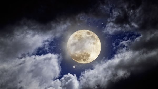 Llegó la Luna Llena del viajero